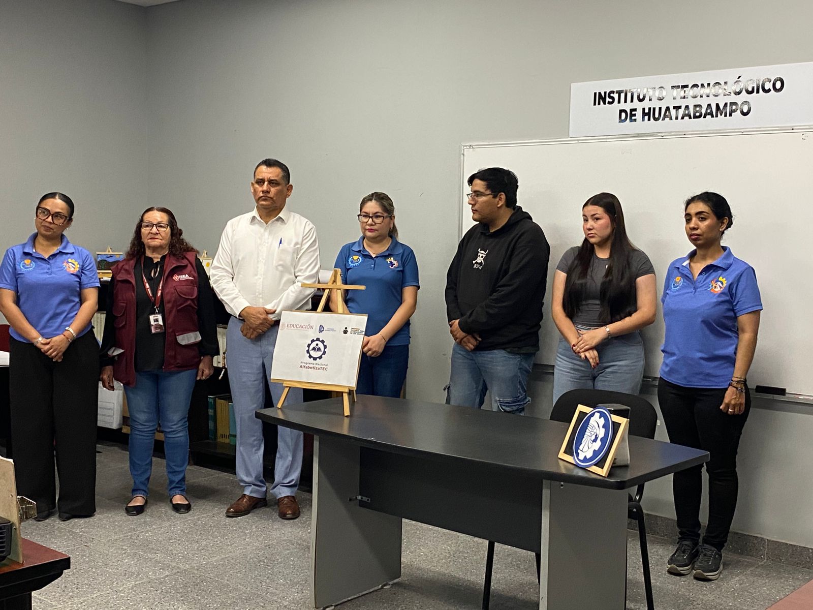 Estudiantes del ITHua se capacitan para participar en el programa AlfabetizaTec