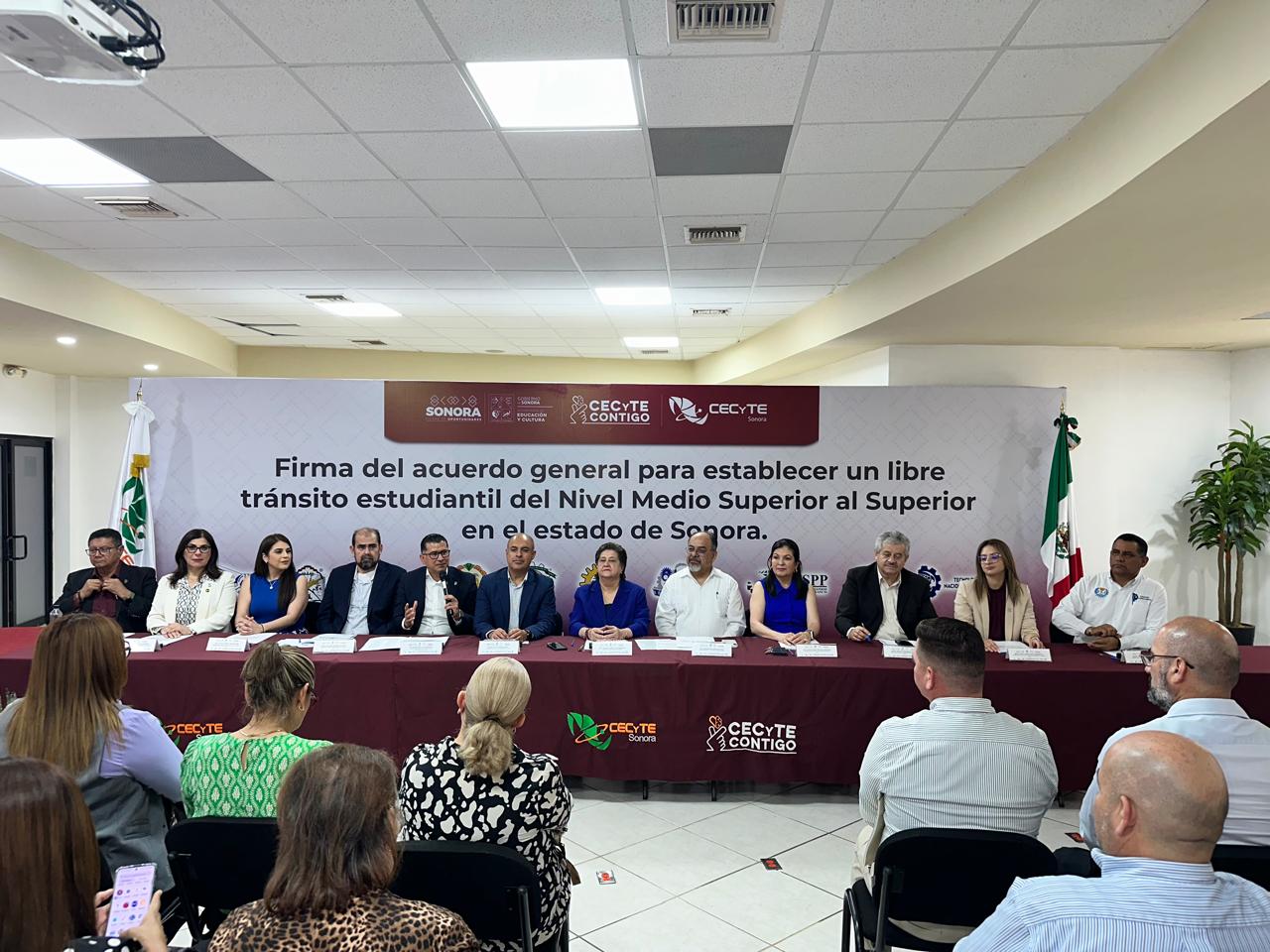 Firman acuerdo para fortalecer el libre tránsito estudiantil entre CECyTES y Tecnológicos de Sonora
