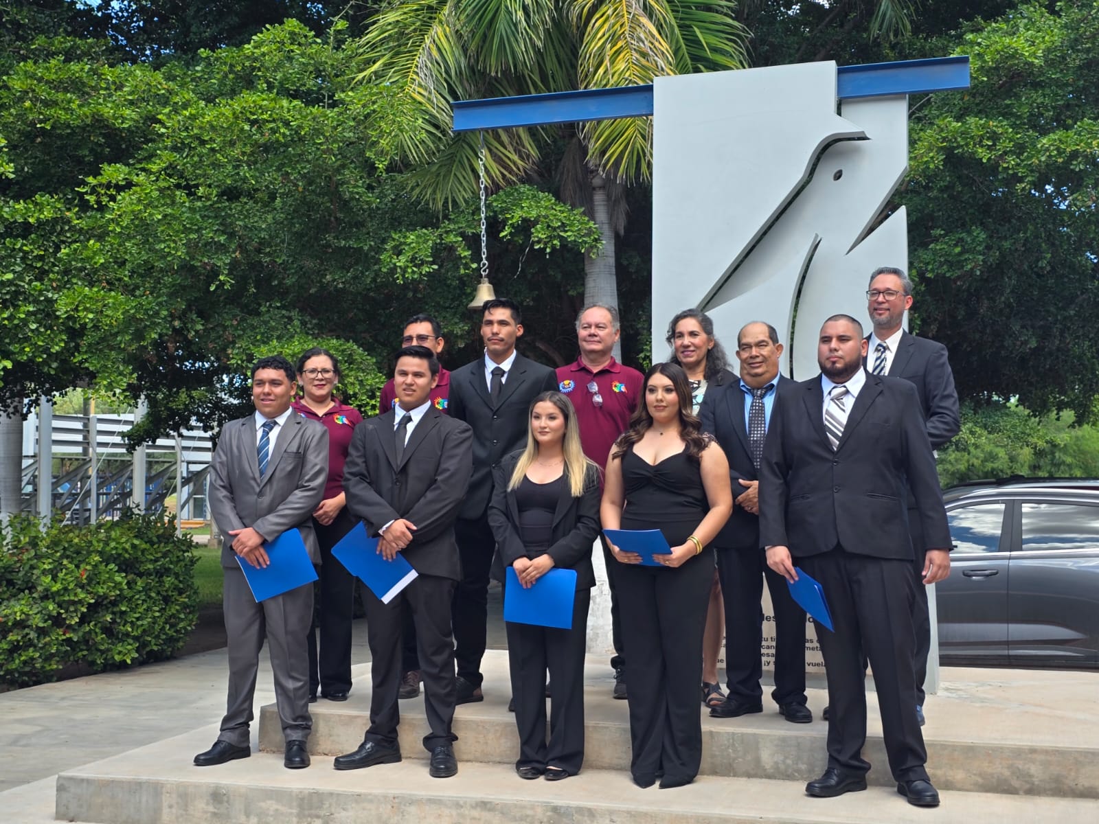 El ITHUA celebra el logro de seis nuevos profesionistas de Ingeniería Industrial