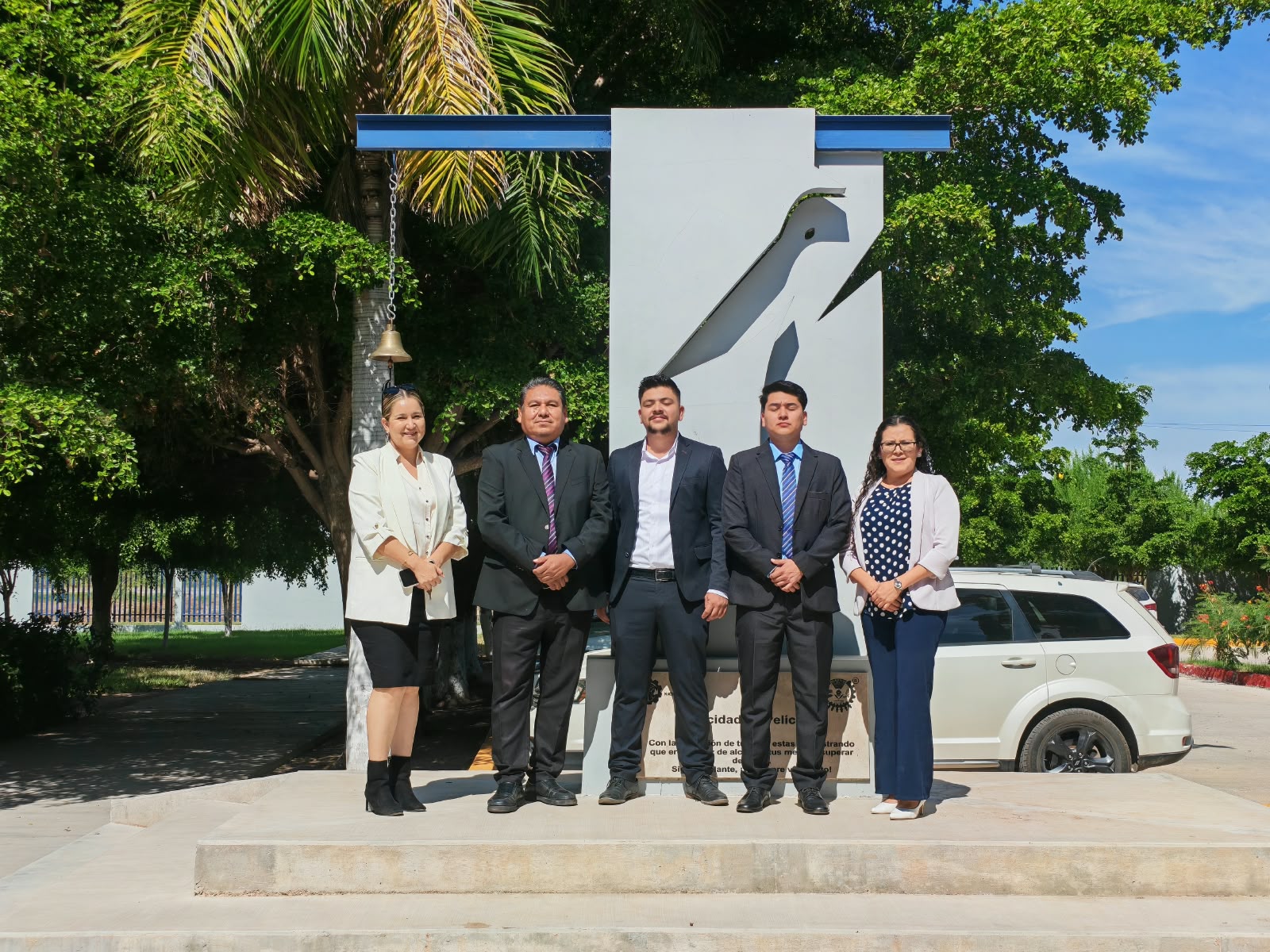 Estudiantes de Ingeniería Industrial culminan su proceso de titulación en el ITHUA